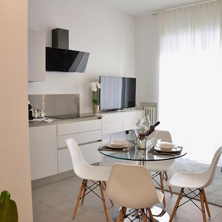 Flats4Rent Nikos Daire Verona Dış mekan fotoğraf