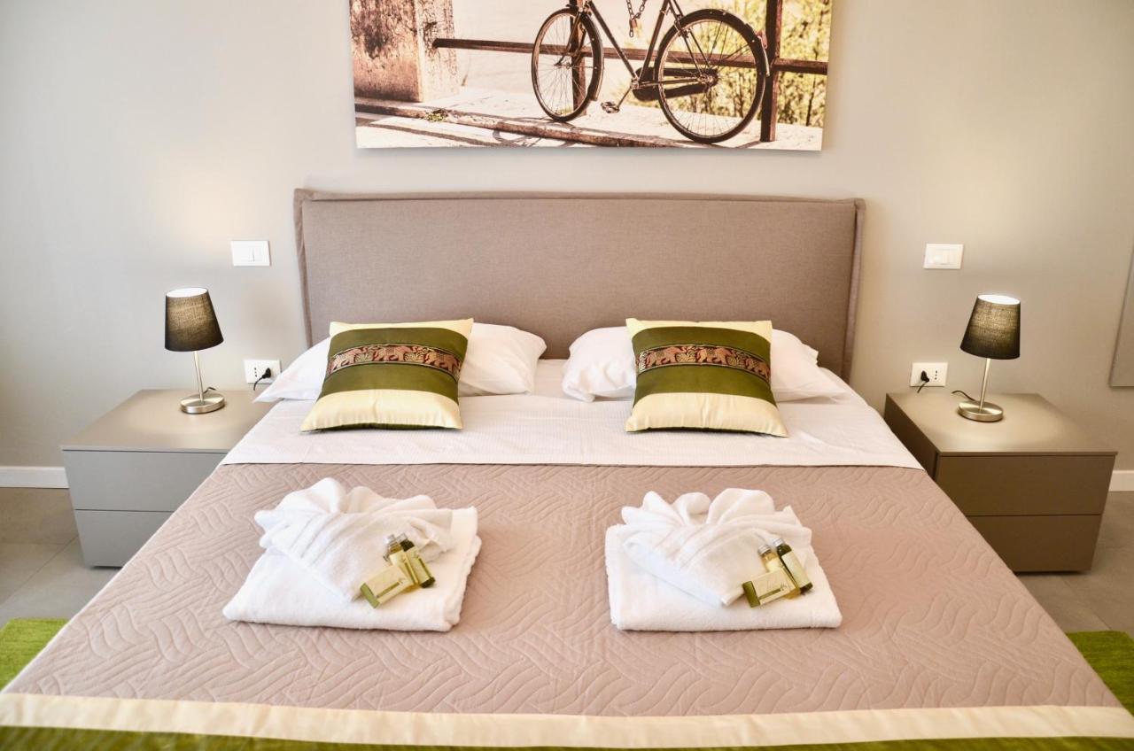 Flats4Rent Nikos Daire Verona Dış mekan fotoğraf